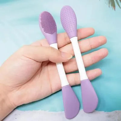 REUSABLE MAKEUP BRUSH 2 IN 1